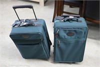 2 BUXTON  CARRY ON SUITCASES