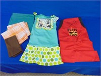 Aprons With Attitude, Table Runners & Napkins