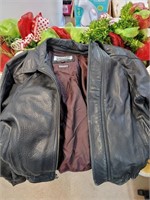 Wilson's Leather coat size XL with thinsulate zip