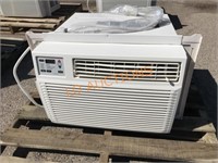 Comfort Aire Air Conditioner / Heater