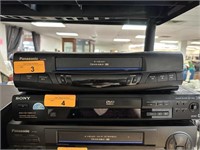 PANASONC VHS PLAYER