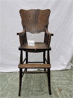 youth chair w/spindle decor