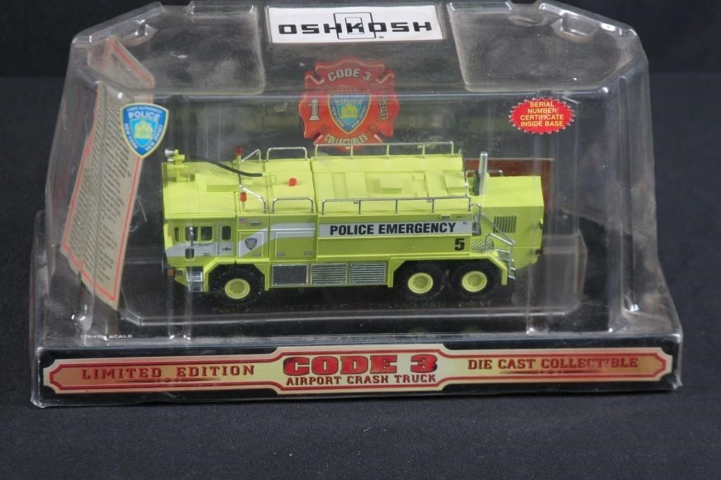 Oshkosh Code 3 Airport Crash Truck