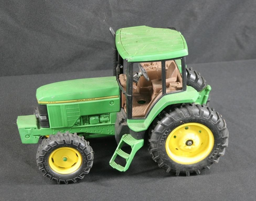 7600 John Deere Die Cast Tractor