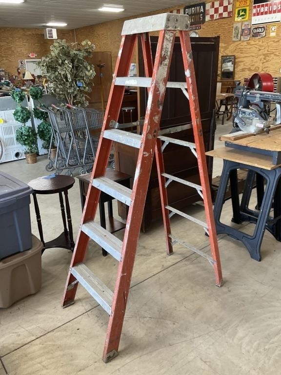 6ft Fiberglas Step Ladder PU ONLY