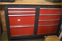 CRAFTSMAN 8 DRAWER BENCH WITH CONTENTS