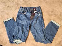New with Tags Sz5 Womens Jeans