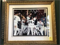 NY YANKEES PHOTOGRAPH IN FRAME