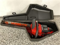 HOMELITE SUPER E-Z AUTOMATIC CHAINSAW W/ CARRYING
