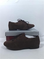 New Breckelle’s Size 8 Ligth Brown Suede Shoes