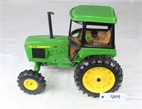 John Deere 2755 Tractor