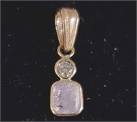 $4000 14K  Diamond(0.62Ct,I3,Pink)+0.08Ct Pendant