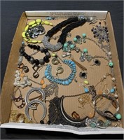 Jewelry (box)