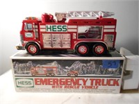 2005 Hess Emergency Truck With Rescue Vehicle