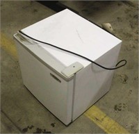 Haier Mini Refrigerator, Works Per Seller, Approx