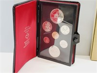 1975 Royal Canadian Mint Coin SET in Case