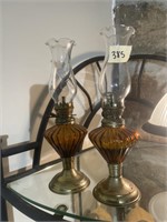 2 small oil lamps