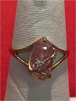 Pretty pink 10 K ring. Possibly morganite. Size 6
