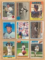 (39) TOM SEAVER CARDS