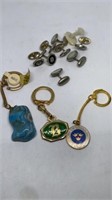 Lot of vintage cuff links, agate keyring, 2