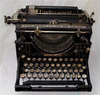 Antique 1920's Underwood Model No. 5 Typewriter