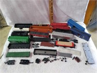 HO Model Trains-Box, Flat Cars, Train Car Frames