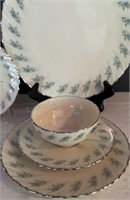 VTG LENOX CHINA Rosedale 5 piece Setting - IN