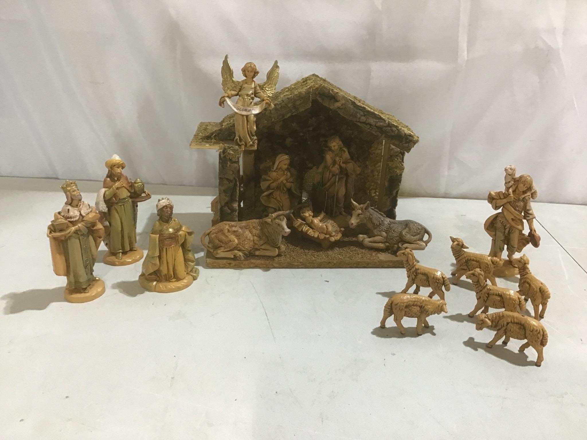 18 piece Fontanini nativity set