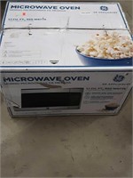 GE Aplliances microwave oven