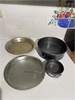 Assorted Baking Pans