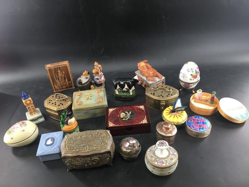 Collection of small jewelry and trinket boxes