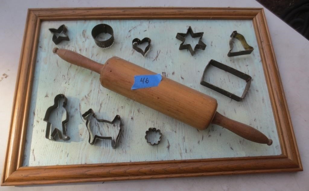 Framed display w/rolling pen & cookie cutters