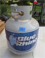 Blue Rhino propane tank, feels full