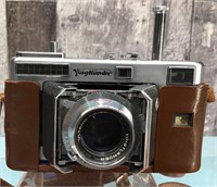 Vtg. Voigtlander photo camera - not tested