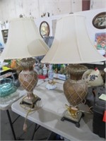 PAIR OF GOLD EMBOSSED LAMPS W/SHADES