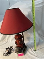 Red fire hydrant lamp with shade