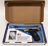 Smith & Wesson SW22 Victory Semi-Auto Pistol NIB