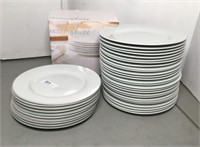 Beekman Home White Dinner Plates