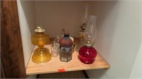 CLOSE SHELF - LAMPS AND BOTTLES