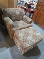 GREAT CONDITION LIVING ROOM CHAIR WITH OTTOMAN