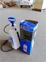 (2) 2- Gallon Spot Sprayers