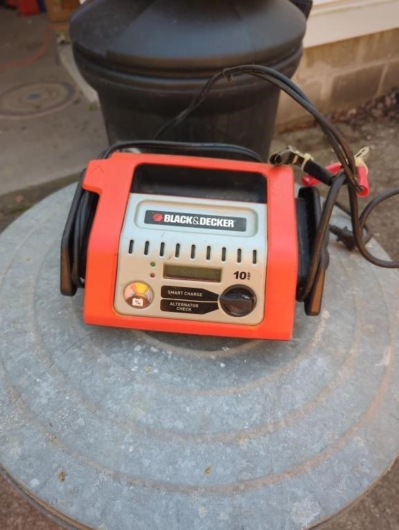 Black and Decker charger