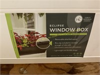 HC Co.Eclipse 30in. Flower window box