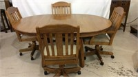 Lexington Dining Table w/ Leaf & 4