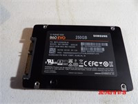 SAMSUNG SOLID STATE DRIVE AS IS