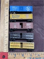 Box car freight model railroad train lot