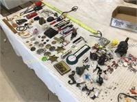 Large lot small collectible items, tokens,