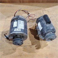 2 Electric Motors