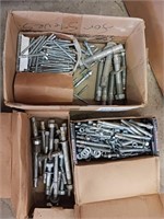 LOT OF DRIVE ANCHORS