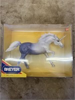 BREYER HORSE STARDUST UNICORN